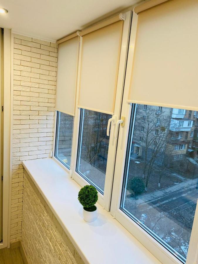 Квартира По Адресу Дружбы Народов 8А Kiew Exterior foto