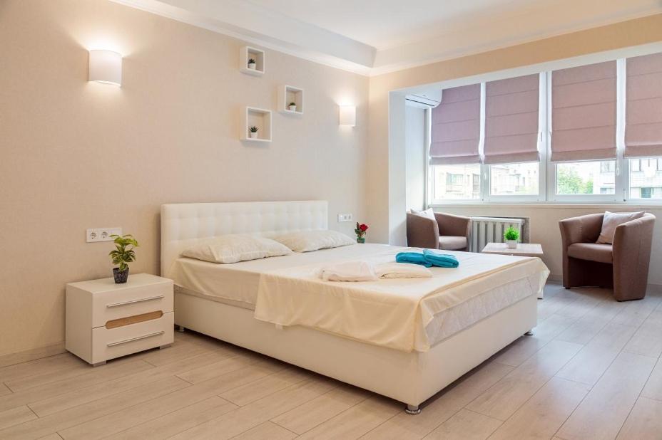 Квартира По Адресу Дружбы Народов 8А Kiew Exterior foto