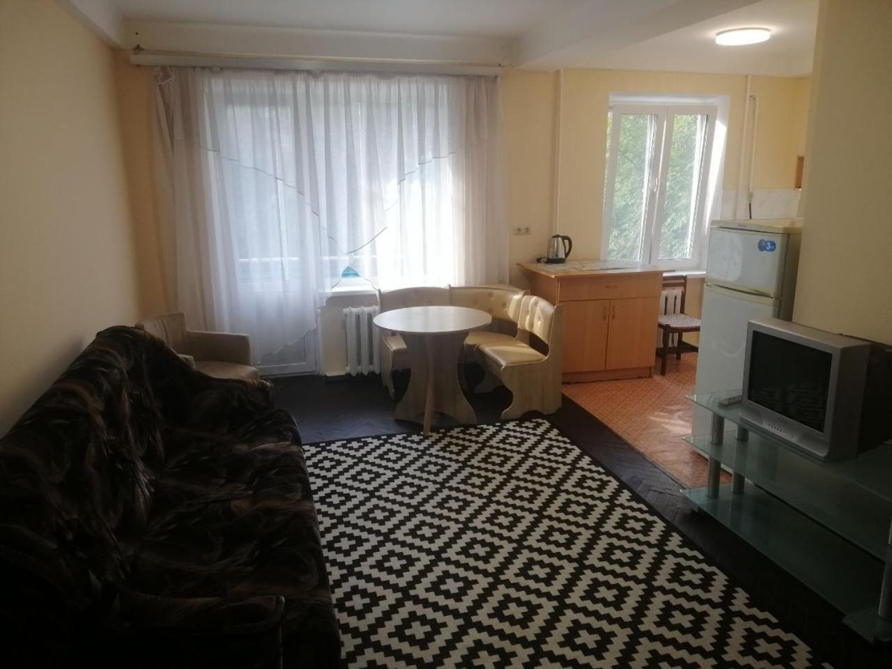 Квартира По Адресу Дружбы Народов 8А Kiew Exterior foto
